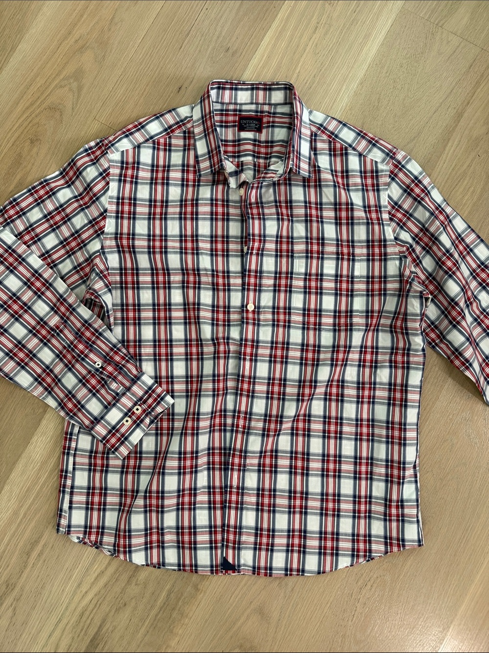 UNTUCKit Men's XL Slim Fit Wrinkle Free Plaid Button Down Shirt Red Blue